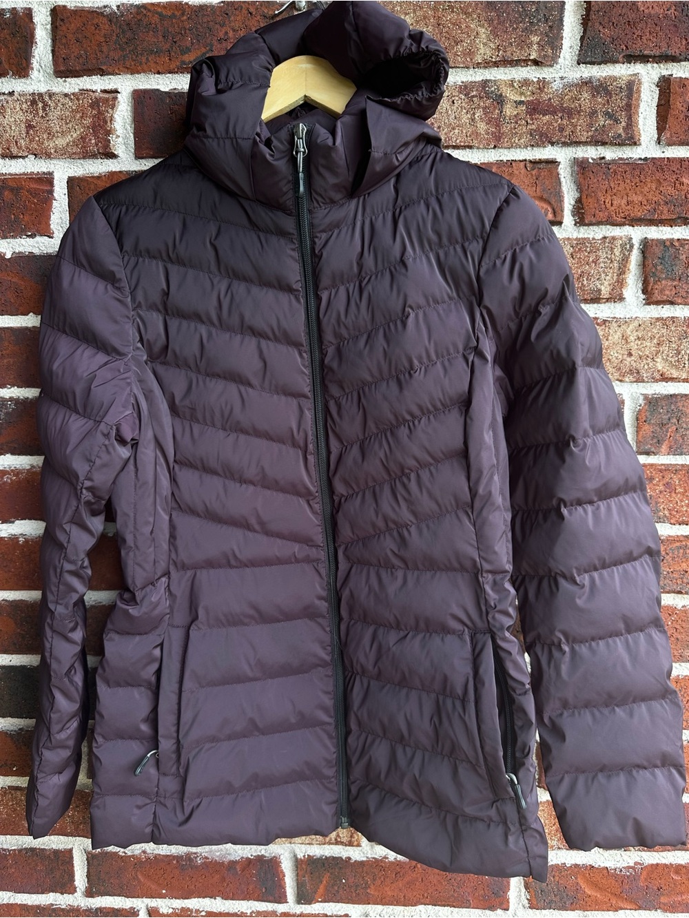 Quilted Hooded Puffer Jacket - Deep Plum